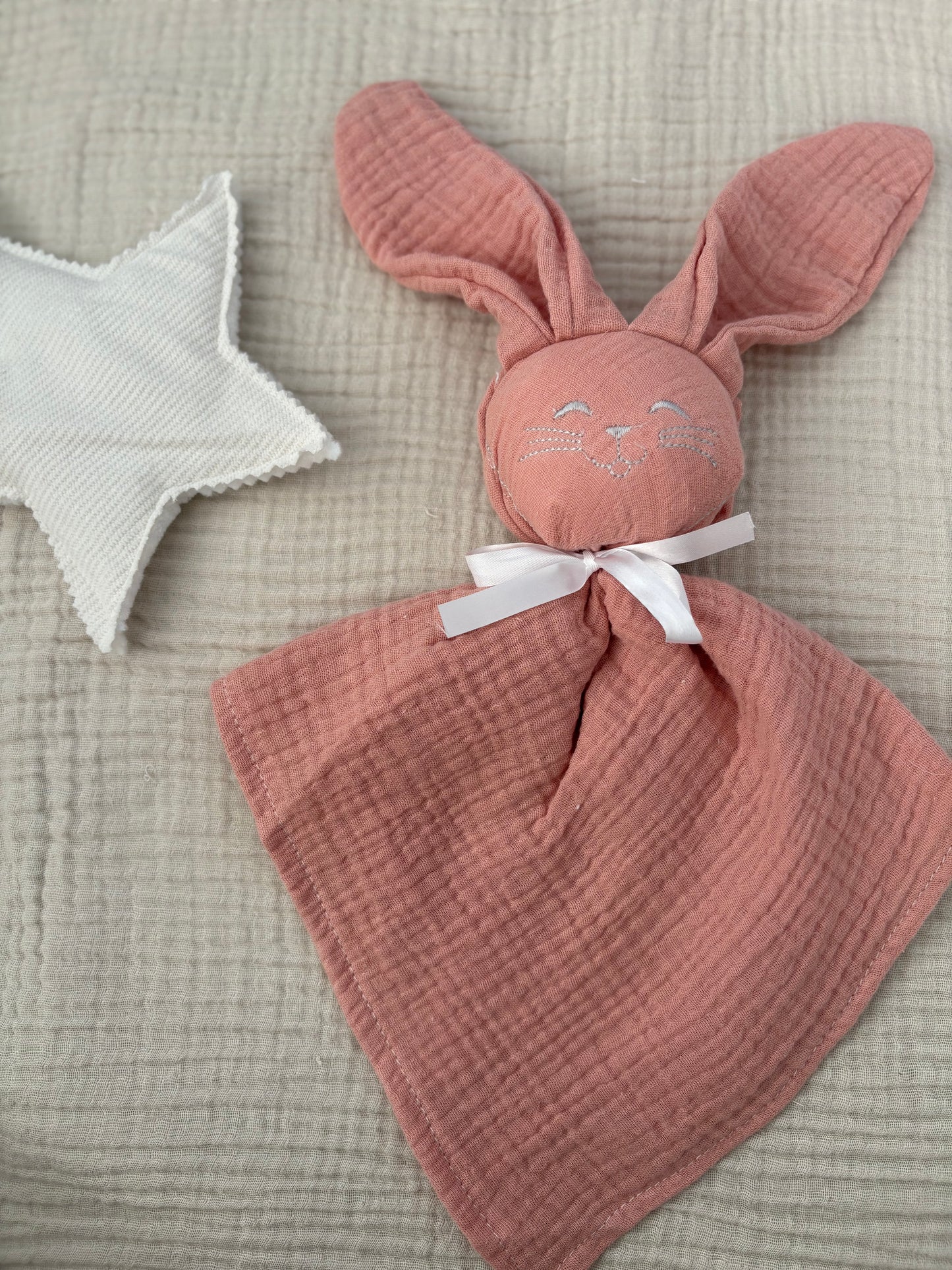 Doudou lapin gaze de coton