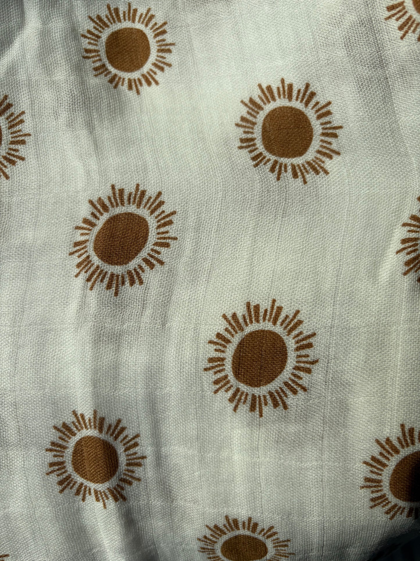 Cache-cou personnalisable à bouton pression